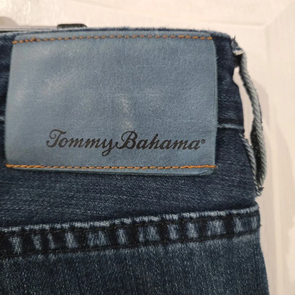 Tommy Bahama Authentic Jeans Mens 38/34 Dark Wash Excellent Straight Leg Denim